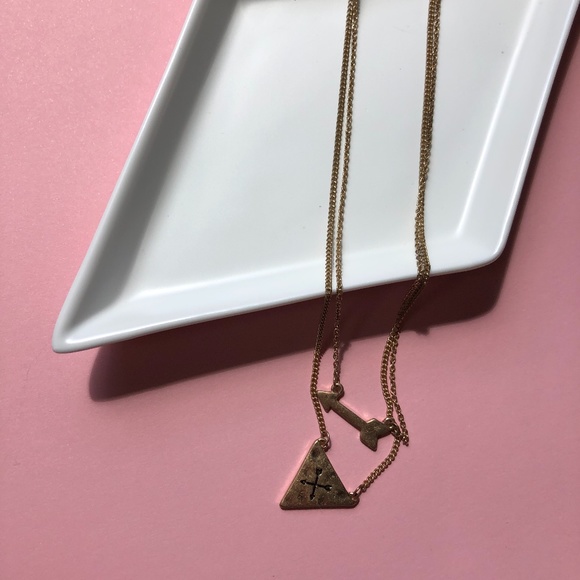 Layered Arrow Necklace - Picture 2 of 5